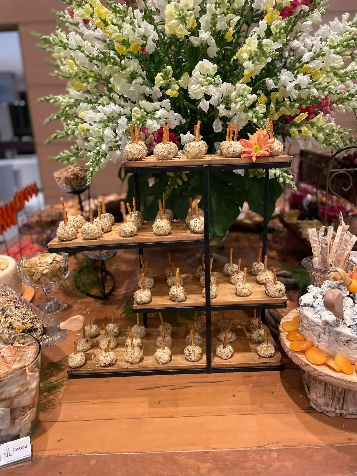 Ilha gastronômica com canapés